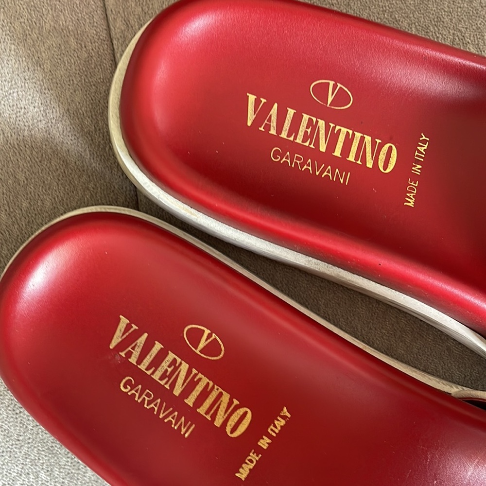Valentino Rockstud Sandals - Picture 3 of 16